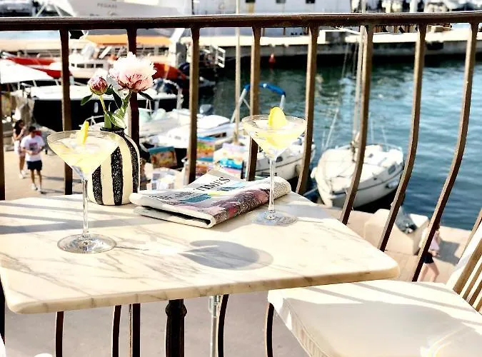 Maison Panthere - Luxury Harbour Lägenhet